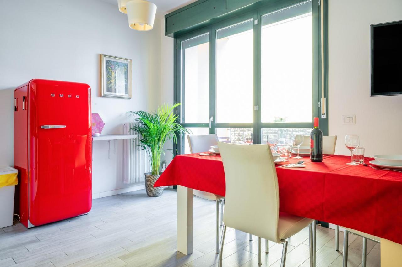 Parma Residential Apartment Con Balcone Экстерьер фото